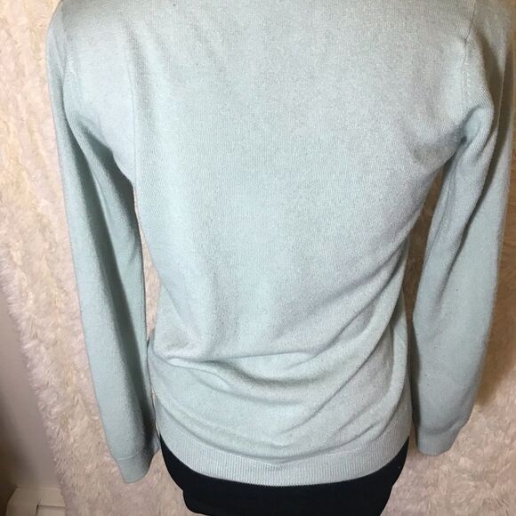 Forever 21 Mint Green V-Neck Sweater - Picture 4 of 7